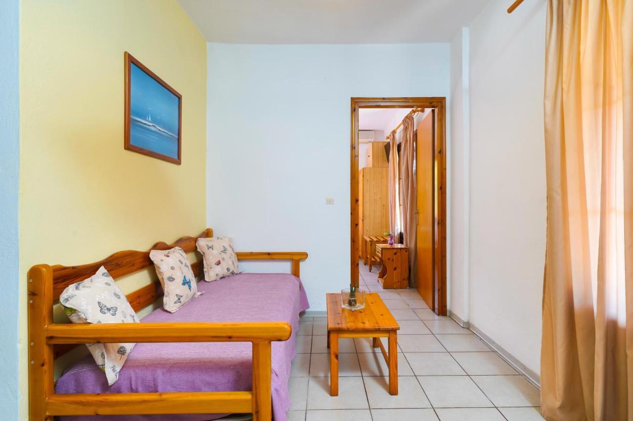 Penelopi Apartments Liménasz Kültér fotó